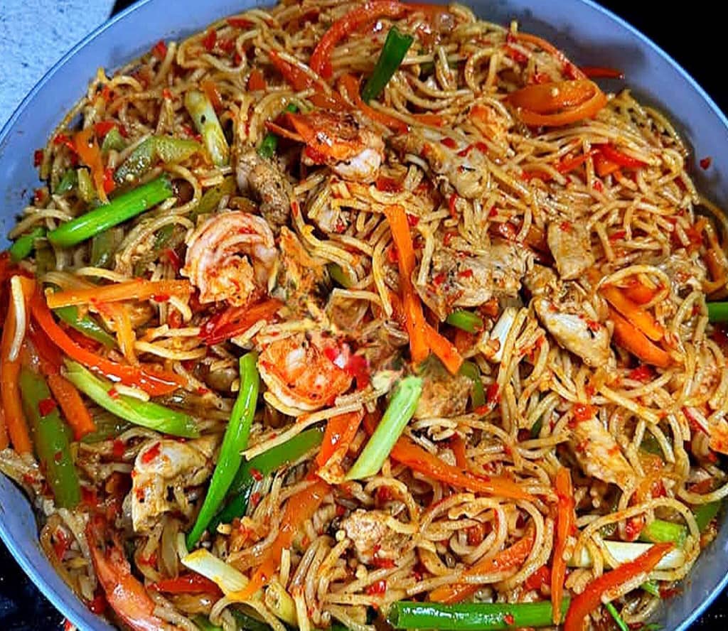 featured image for stir fry spaghetti