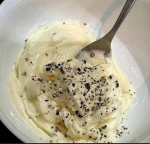 mix mayonnaise and other ingredients