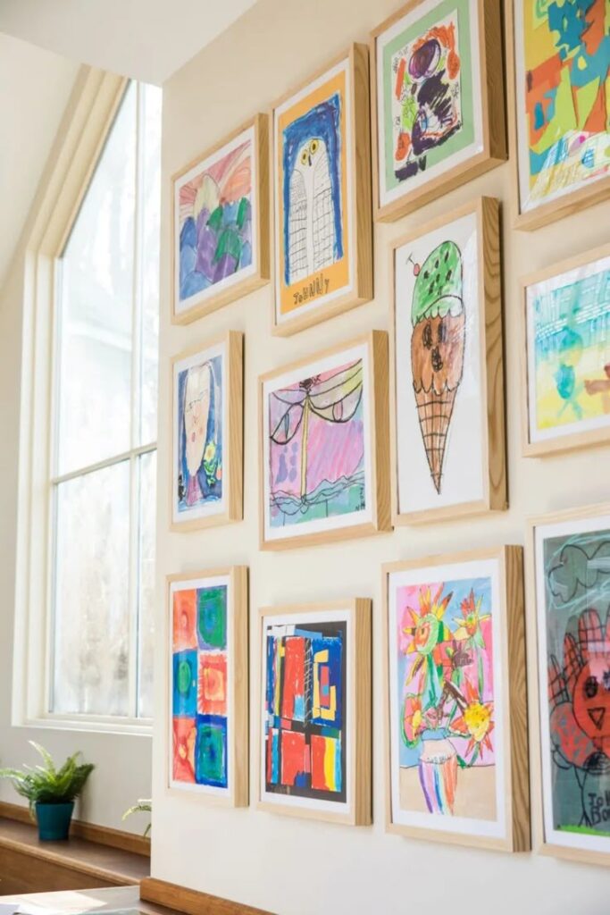  Create a Fun Art Gallery