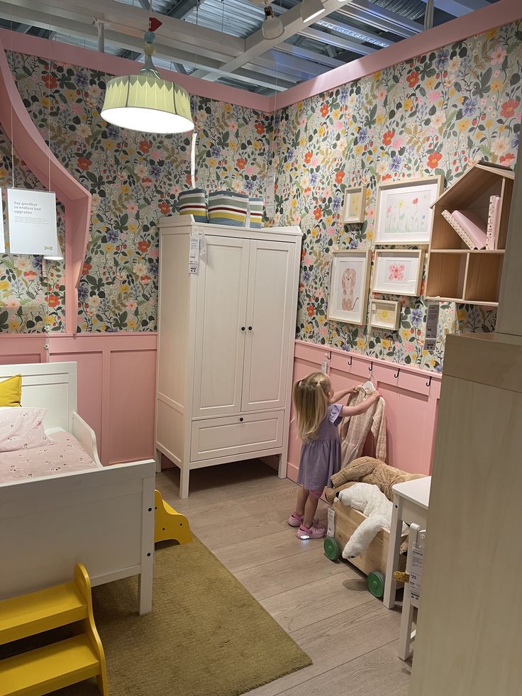 Housewarming Party Ideas: 15 Fun Ways to Celebrate Your New Home