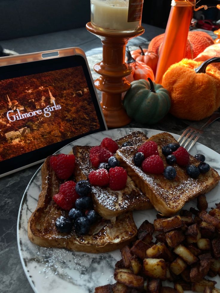 Make a Fall-Themed Breakfast