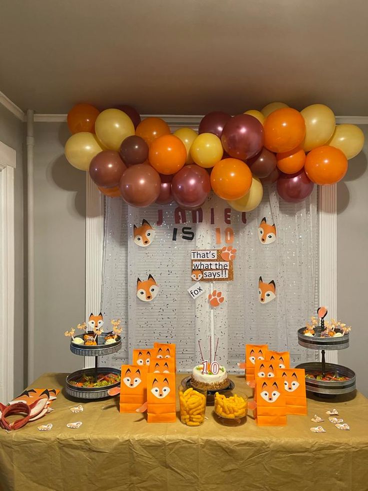 Fox and Pumpkin Party