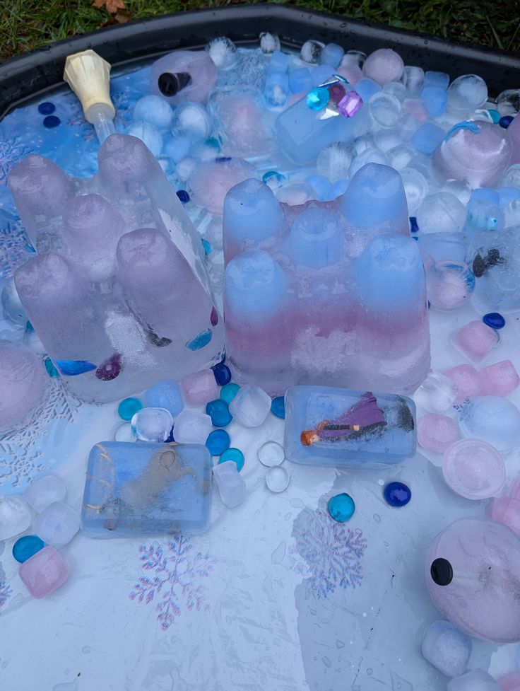  Ice and Water Sensory Bin
