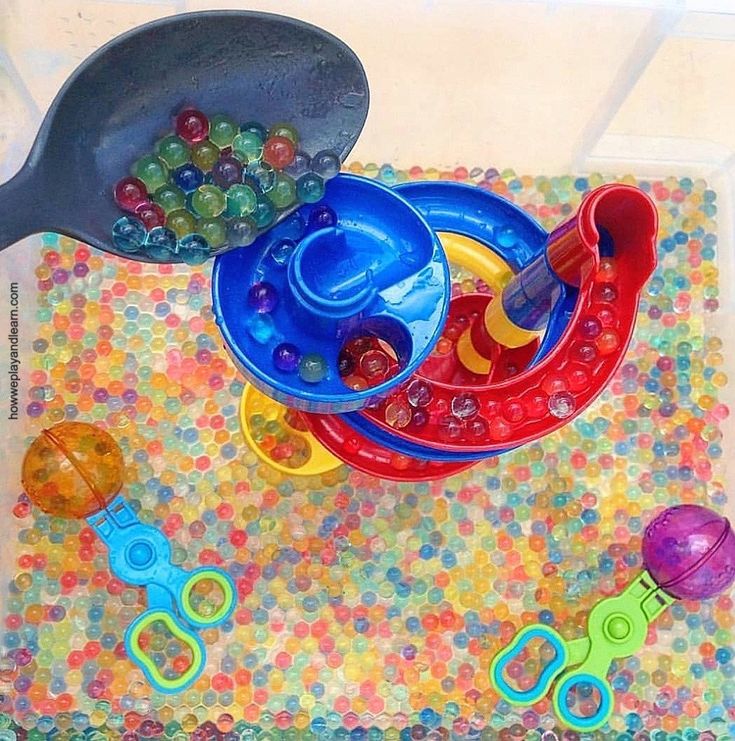 Water Bead Exploration Bin