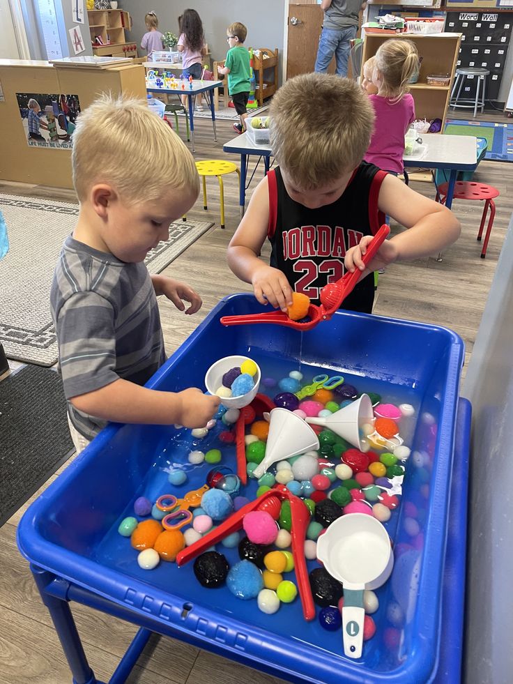 Scooping and Pouring Large Objects